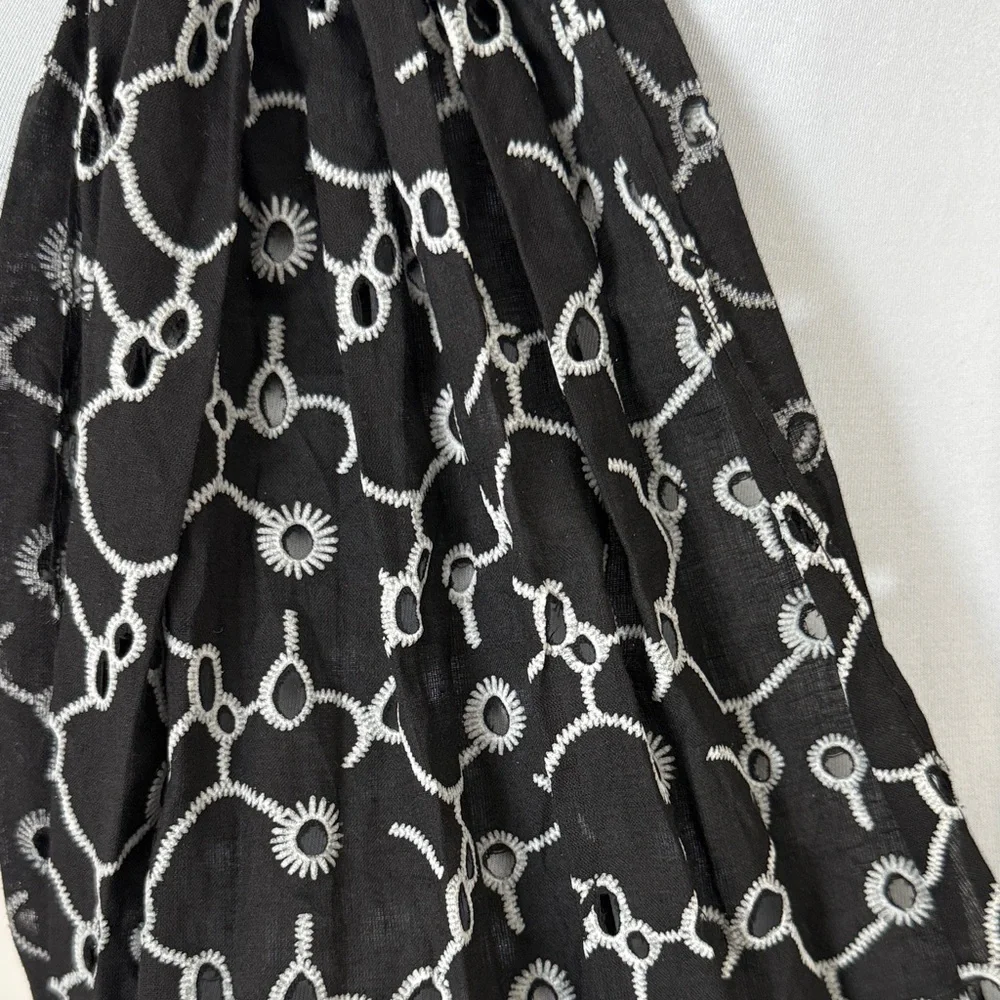 Chic Black and White‎ Patterned Scarf